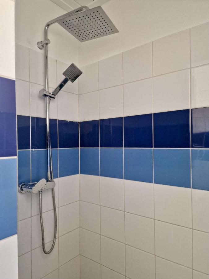 Manbana 333 Hotell Folle Anse Exteriör bild